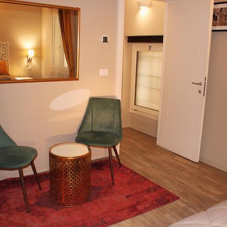 San Marco Fenice 3Bdr 2Bth Apartment เวนิส ภายนอก รูปภาพ