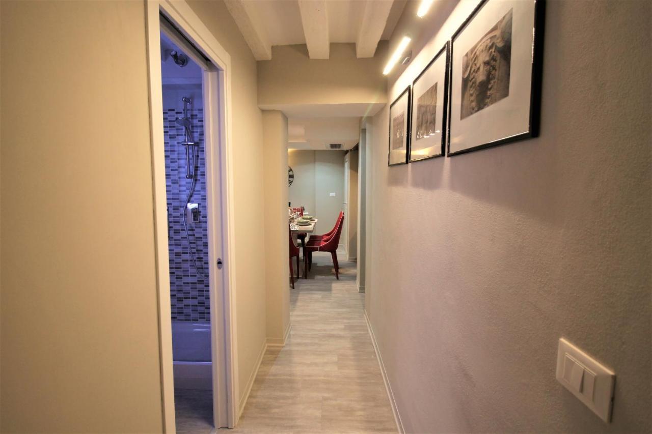 San Marco Fenice 3Bdr 2Bth Apartment เวนิส ภายนอก รูปภาพ
