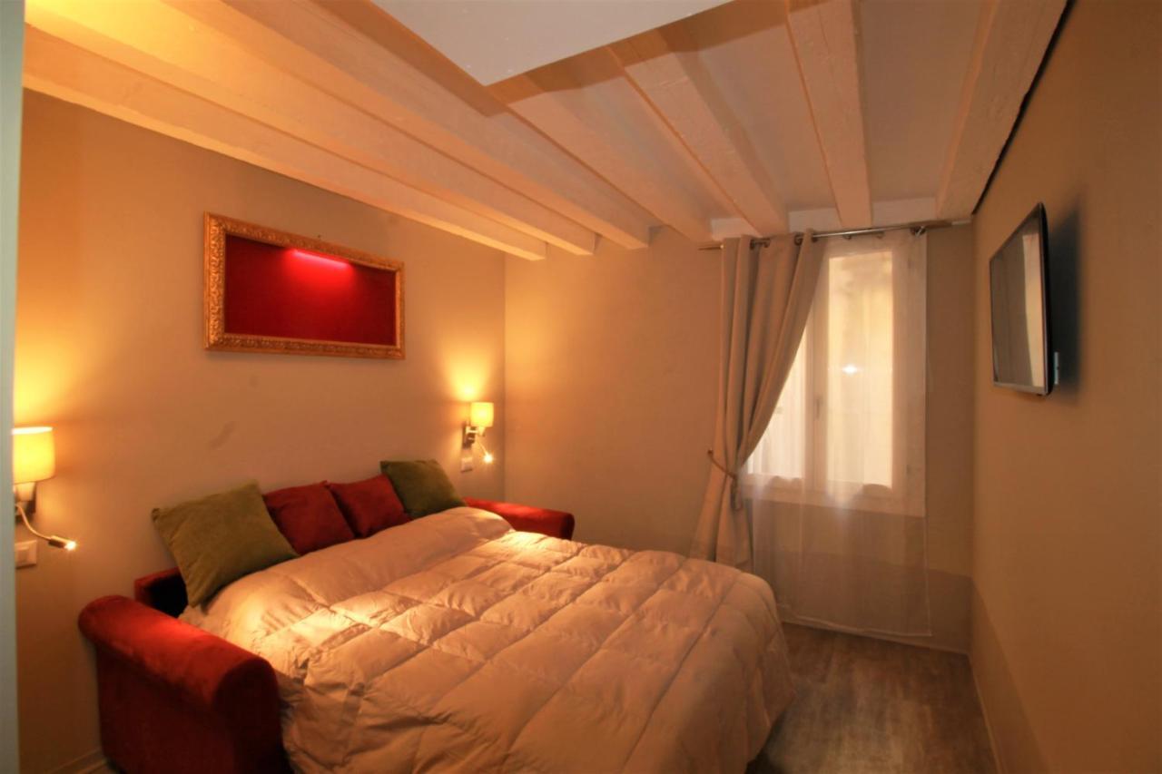 San Marco Fenice 3Bdr 2Bth Apartment เวนิส ภายนอก รูปภาพ