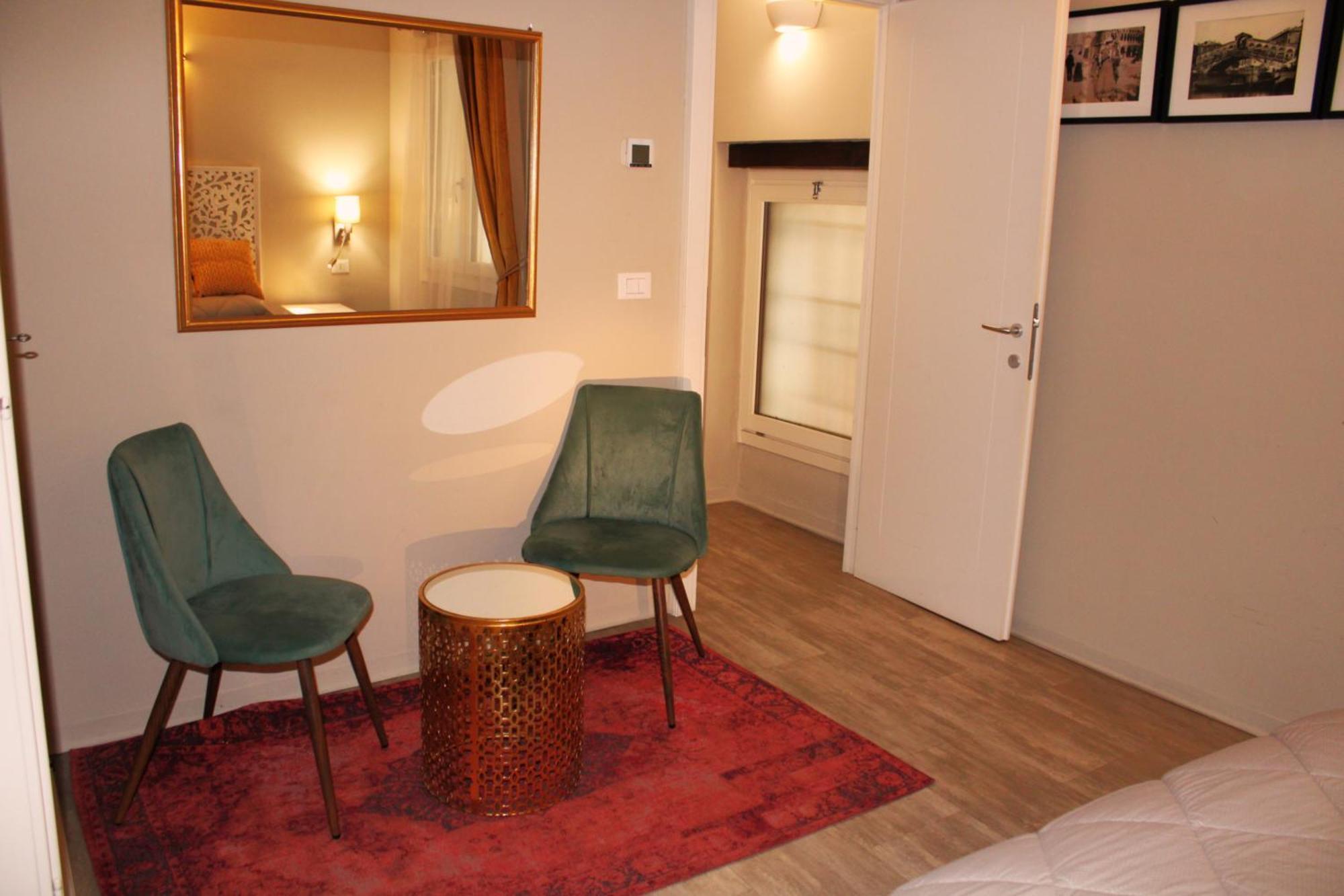 San Marco Fenice 3Bdr 2Bth Apartment เวนิส ภายนอก รูปภาพ